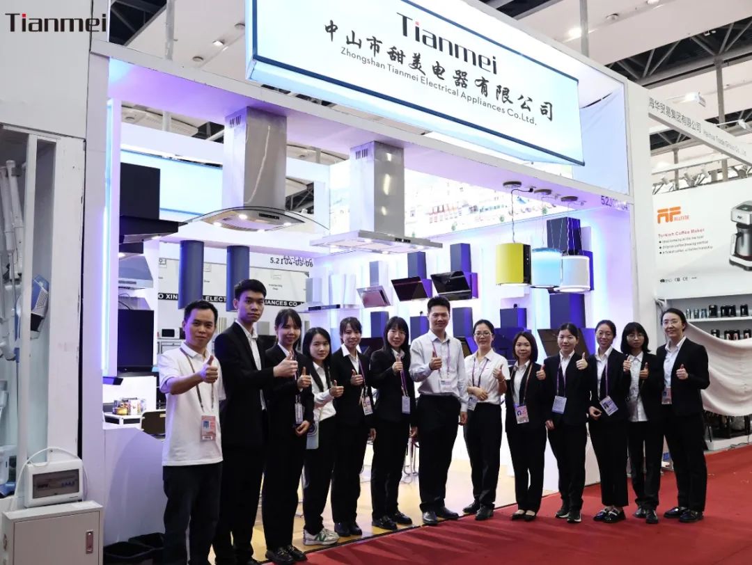 【蓝狮在线 ●重磅】蓝狮在线公司参展第133届广交会圆满收官！蓝狮在线公司接待客商忙不停！